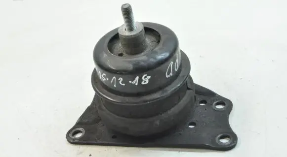 Audi A1 Engine mount bracket 6R0199262B