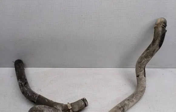 Volkswagen Transporter - Caravelle T4 Engine coolant pipe/hose