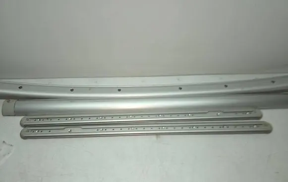 Volkswagen Transporter - Caravelle T5 Rear seat guide rail 7H5864751