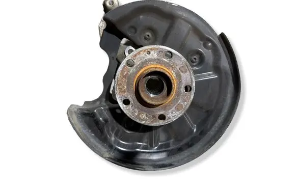 Rear wheel hub spindle/knuckle
