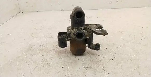 BMW 3 E36 Coolant heater control valve 8391418 1147412052