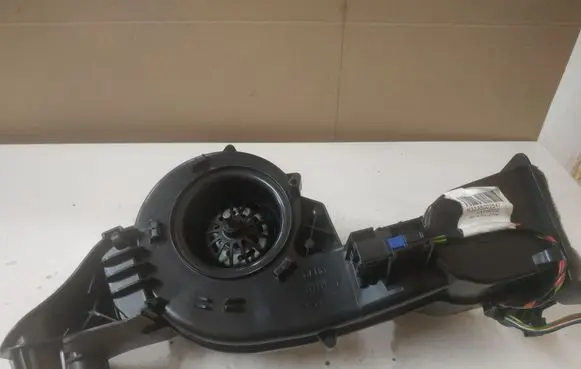 Citroen C6 Heater fan/blower L5770004 9683117080