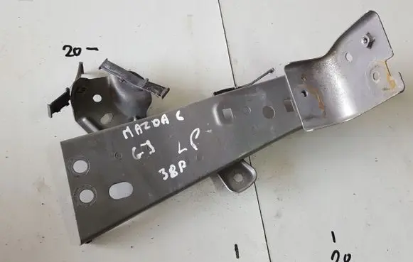 Mazda CX-5 Fender mounting bracket 38P