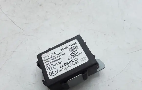 Hyundai Trajet Immobilizer control unit/module 954203A800 97RI000008