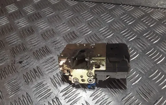 Peugeot Partner Front door lock
