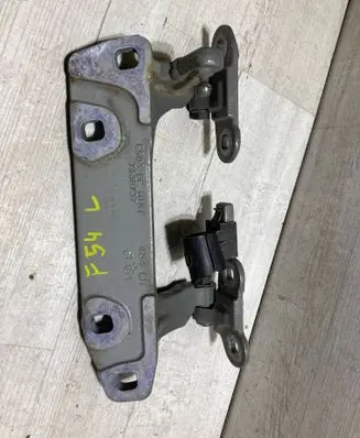 Mini Clubman F54 Tailgate/trunk/boot hinge 7438737