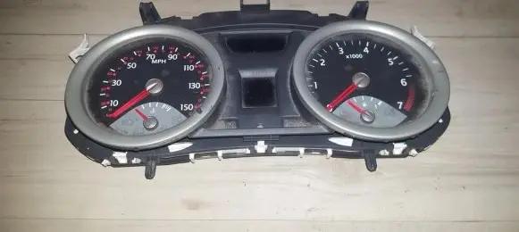 Renault Megane II Speedometer (instrument cluster) 8200364029 pekc181910