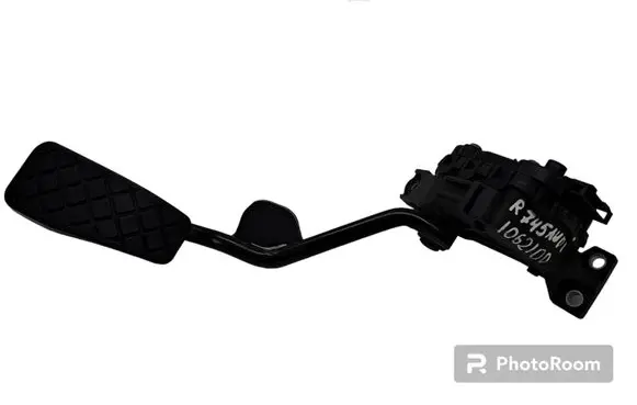 Audi A6 S6 C6 4F Accelerator throttle pedal 8E2721523 6PV00777008 053001