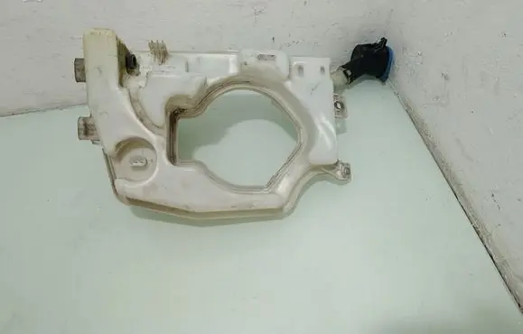 Mini Clubman F54 Windshield washer fluid reservoir/tank 7414869
