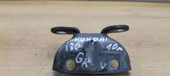 Hyundai i30 Rear door upper hinge