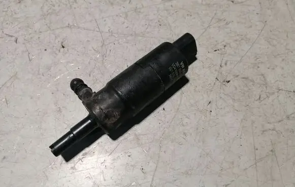 Audi A6 S6 C6 4F Headlight washer pump 3B7955681