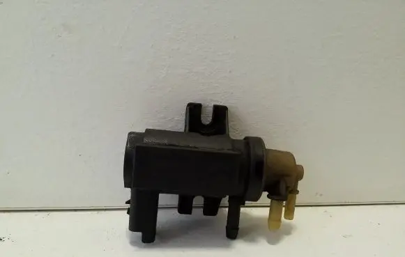 Peugeot 508 Turbo solenoid valve 70163303 9672875080