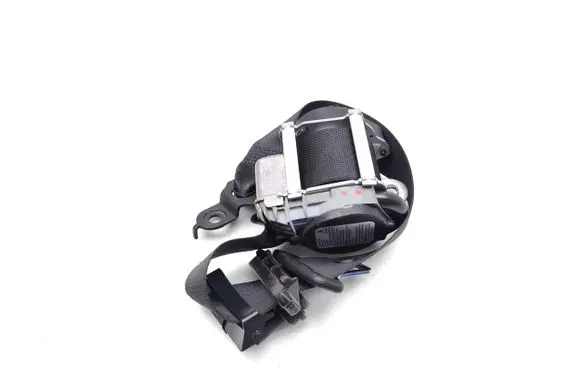 Mercedes-Benz E A207 Rear seatbelt A2078601585