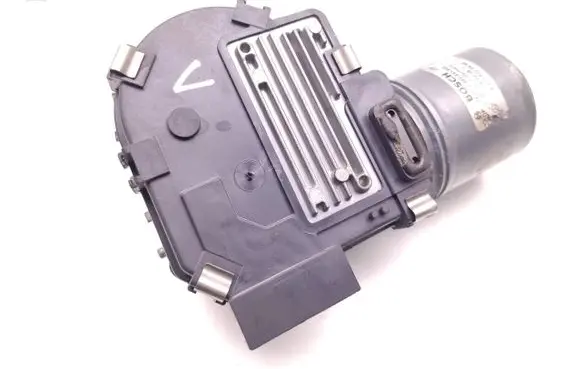 Mercedes-Benz CLS C219 Wiper motor A2118200942 0390241802