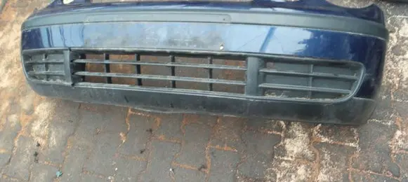 Volkswagen Polo IV 9N3 Front bumper