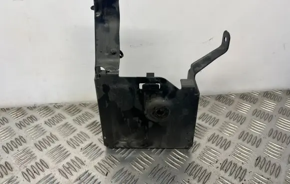 Volvo V40 Battery tray 31290752