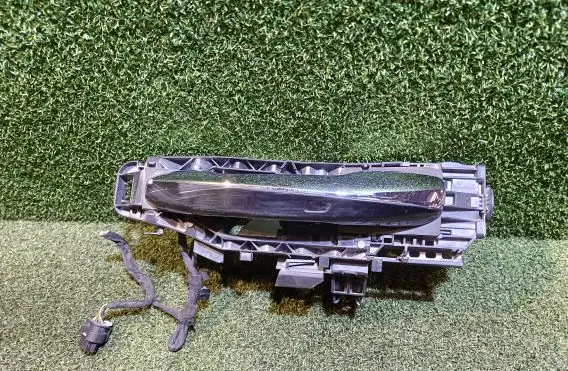 Mercedes-Benz S W222 Front door exterior handle A0997602100