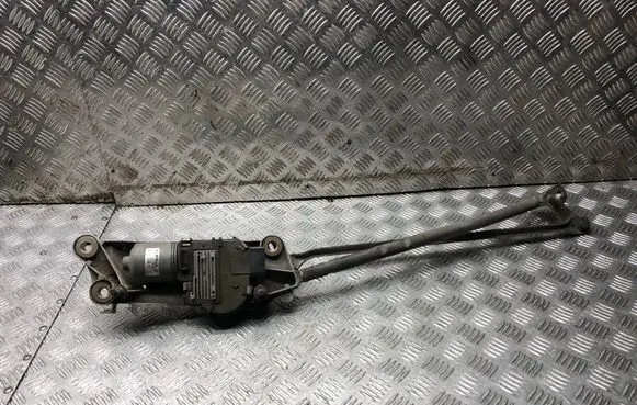 Volkswagen Touareg I Front wiper linkage and motor 7L0955119F 0390241807 7L0955023K