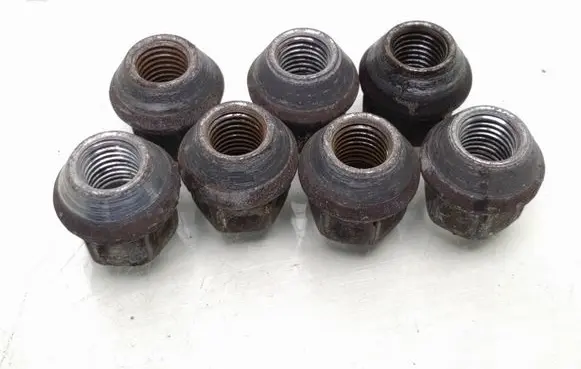 Opel Astra K Nuts/bolts 