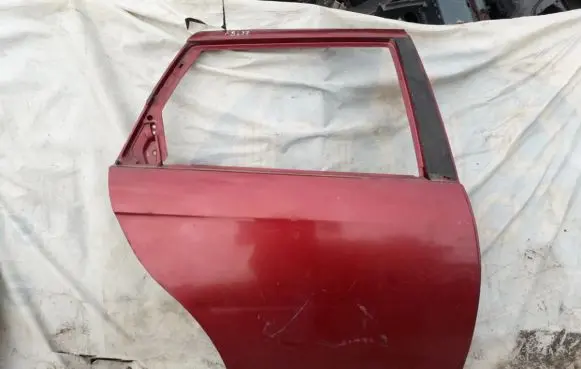 Alfa Romeo 156 Rear door