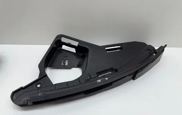 Volvo XC60 Headlight/headlamp mounting bracket 30763433