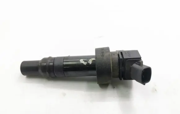 Hyundai Veloster High voltage ignition coil 273012B100