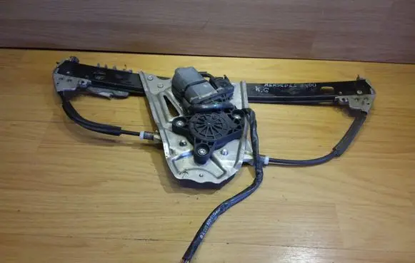 Mercedes-Benz S W220 Rear door window regulator with motor A2207300346