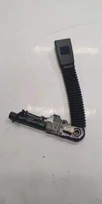 BMW 7 E65 E66 Front seatbelt buckle 7122211