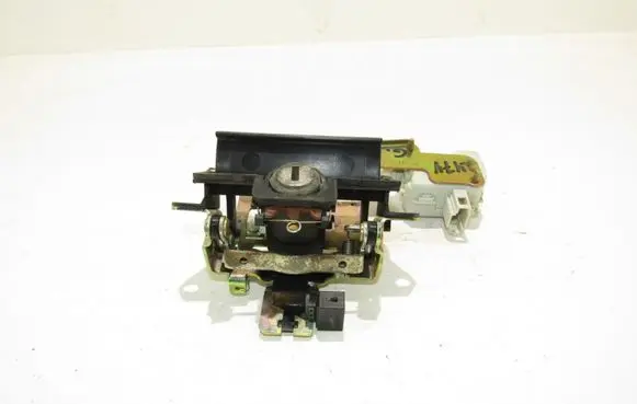 Skoda Octavia Mk1 (1U) Tailgate/trunk/boot lock/catch/latch 1u0862159