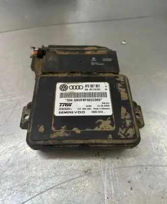Audi A6 S6 C6 4F Hand brake control module 4F0907801 5WK32443 4F0910801
