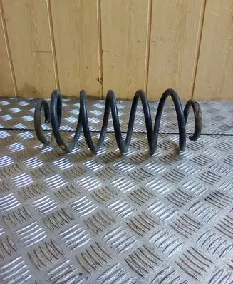 Toyota Yaris Rear coil spring