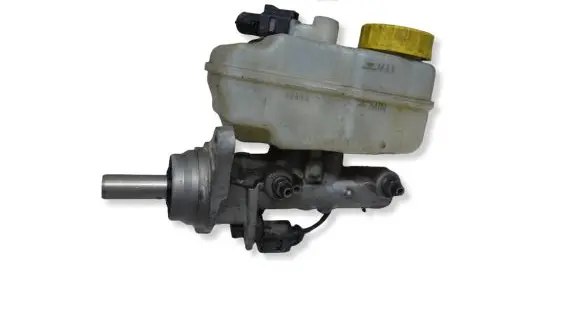 Skoda Rapid (NH) Master brake cylinder 6R0611301A