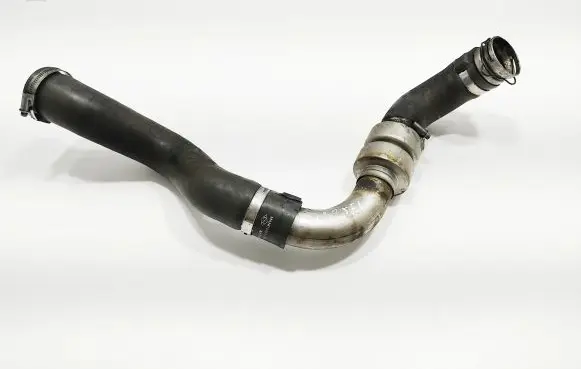 Opel Vivaro Intercooler hose/pipe 8200648187