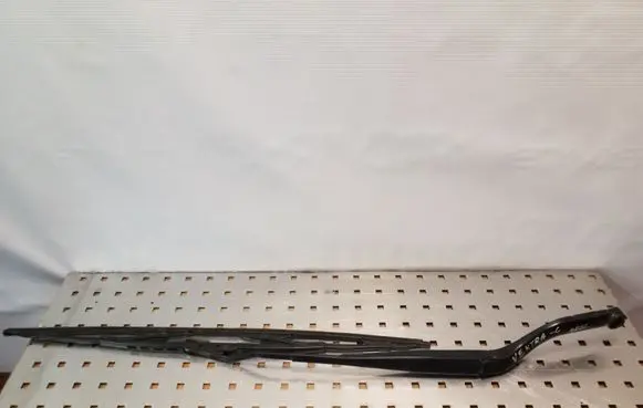 Opel Vectra C Front wiper blade arm