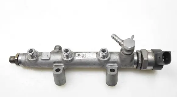Audi A6 S6 C7 4G Fuel main line pipe 059130090BT