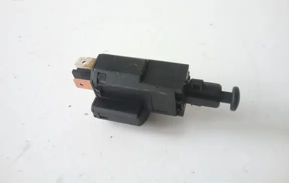 Opel Zafira A Brake pedal sensor switch 09132299 451040 09132300