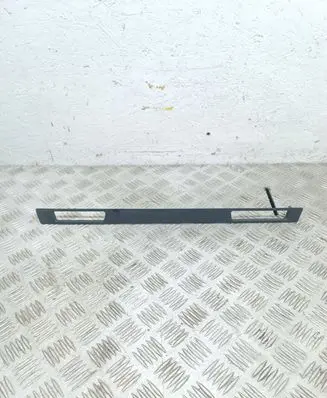 BMW 3 E90 E91 Dashboard glove box trim 221672 7130742