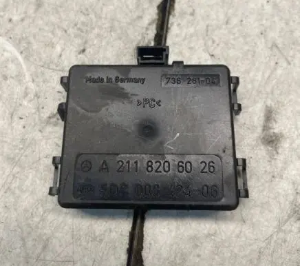 Mercedes-Benz E W211 Rain sensor A2118206026 73628104 5DS00642406