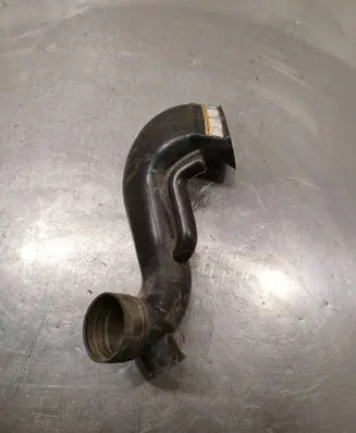 Suzuki Grand Vitara II Air intake duct part 78KR03