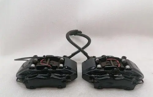 Porsche 911 996 Front Brake Caliper Pad/Carrier 99635142501