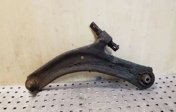 Nissan Qashqai Front lower control arm/wishbone