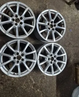 Audi Q5 SQ5 R18 alloy rim 8R0601025C