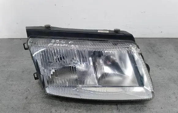 Volkswagen PASSAT B5 Headlight/headlamp MVW123-C1R1