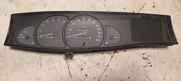 Opel Omega B2 Speedometer (instrument cluster) 13109657BL 260302