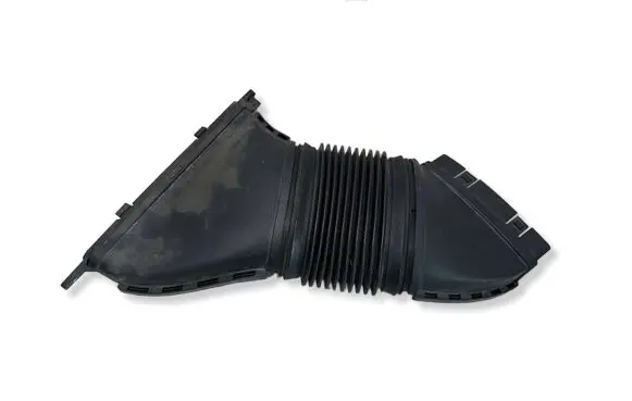 Maserati Levante Air intake duct part 670031925 670034628 670034626