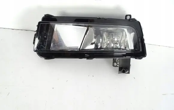 Volkswagen Touran III Front fog light 5TA941661