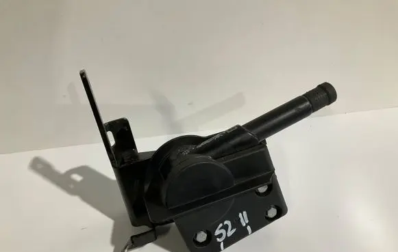 Mercedes-Benz E W211 Switch for retractable tow bar A2113100273