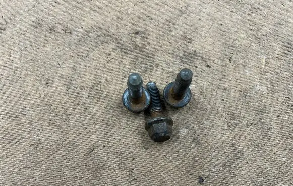 BMW 3 E46 Nuts/bolts 33326760386 6760386 33303411877