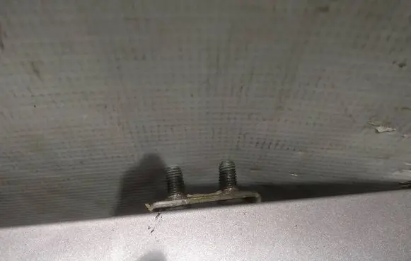 Toyota Corolla Verso AR10 Tailgate/trunk/boot hinge 