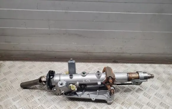Mercedes-Benz CL C216 Steering wheel axle 2214620041 A2215401117